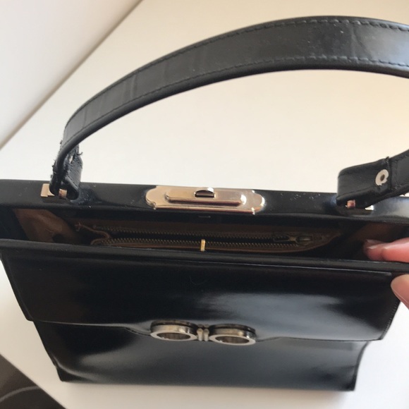 Sweetest Vintage Handbag - Picture 5 of 9